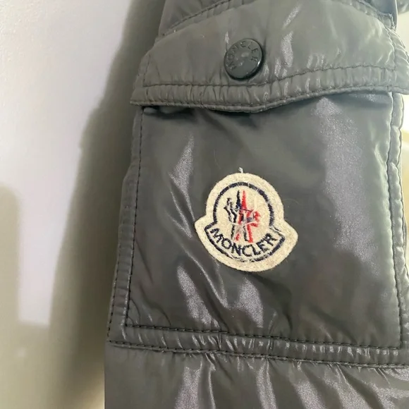 Monclear jacket with hood - Picture 3 of 13